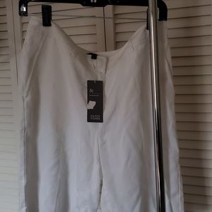 Eileen Fisher Long White Bermuda Shorts Medium NEW NWT